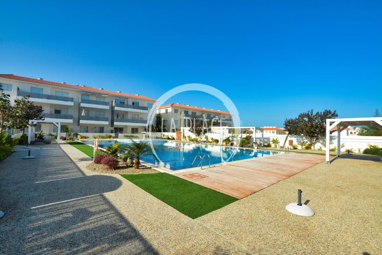 ♥ Sunny&Cozy Family Apartment ★ Walk To The Beach☼ Paralimni Esterno foto