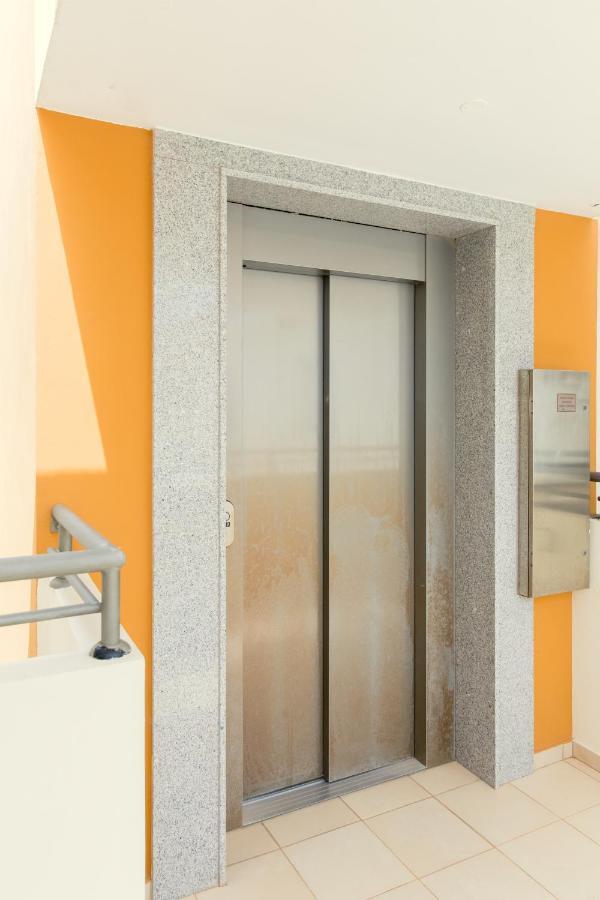 ♥ Sunny&Cozy Family Apartment ★ Walk To The Beach☼ Paralimni Esterno foto